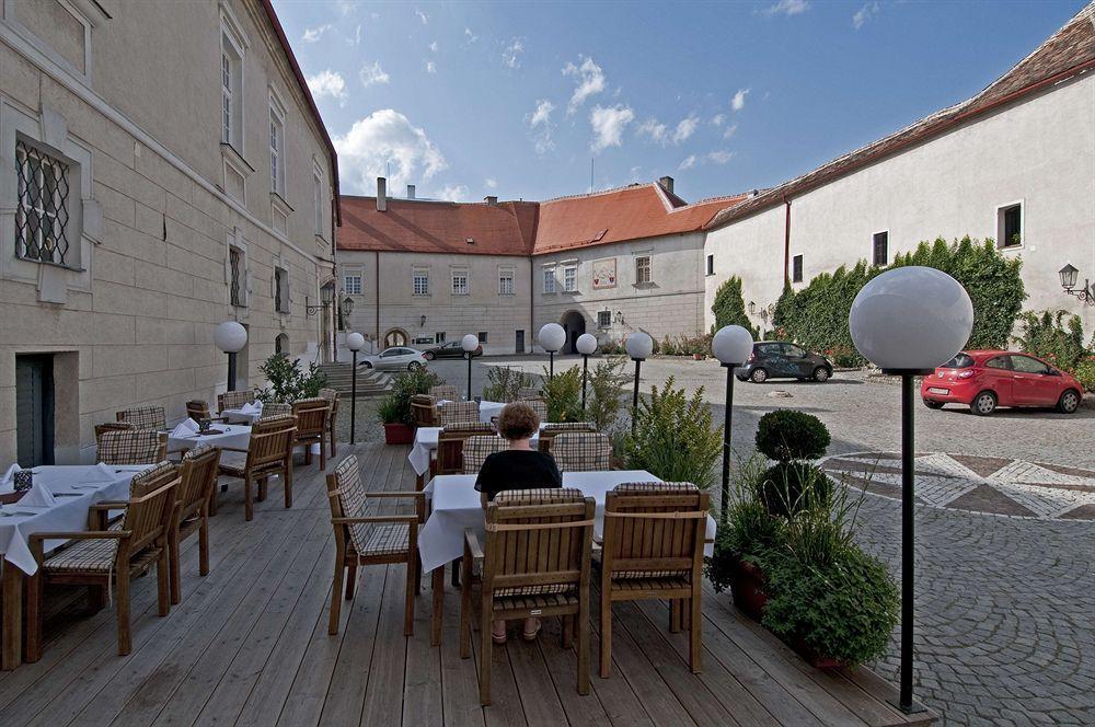 Schlosshotel Mailberg Exterior photo